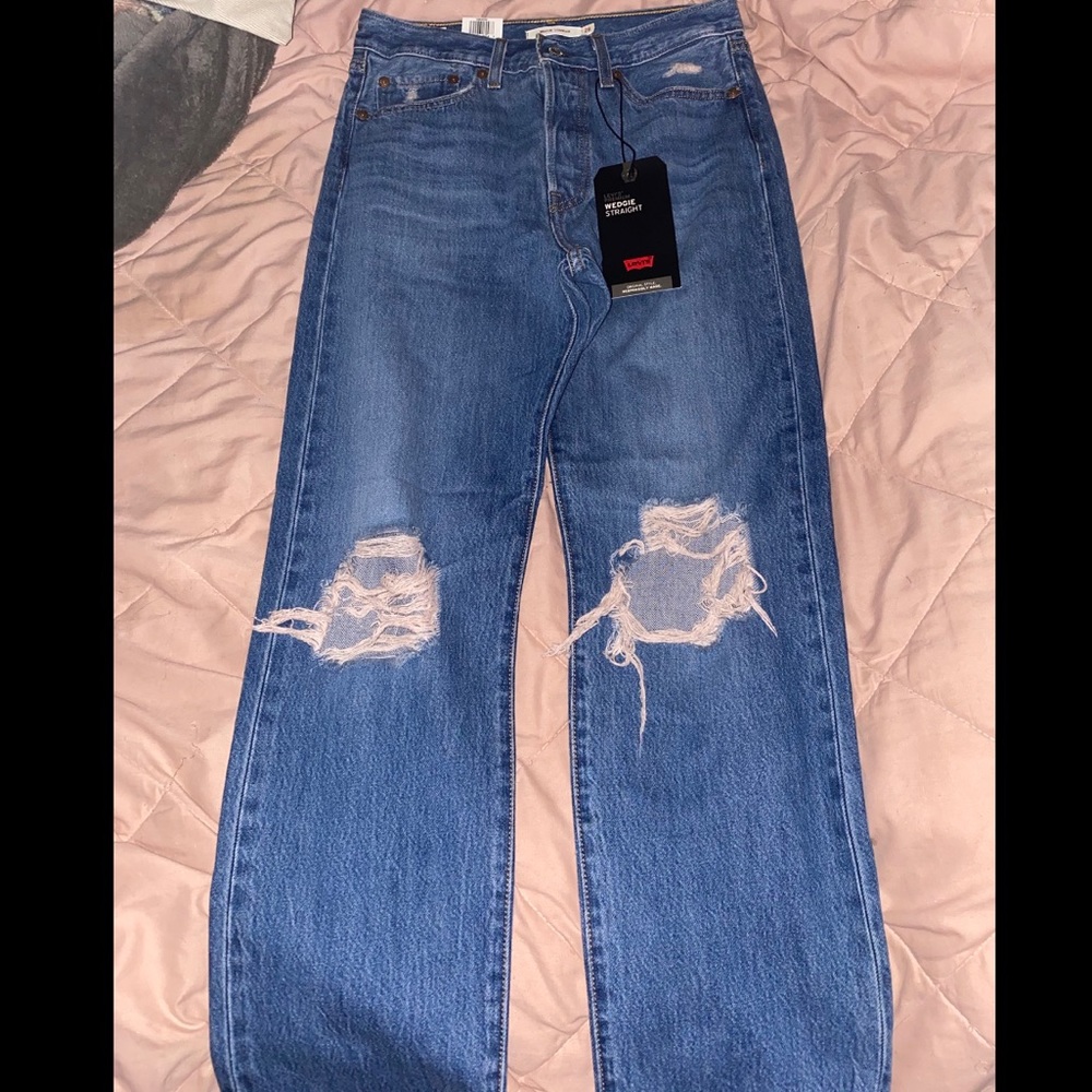 Levi Premium Wedgie Straight💕